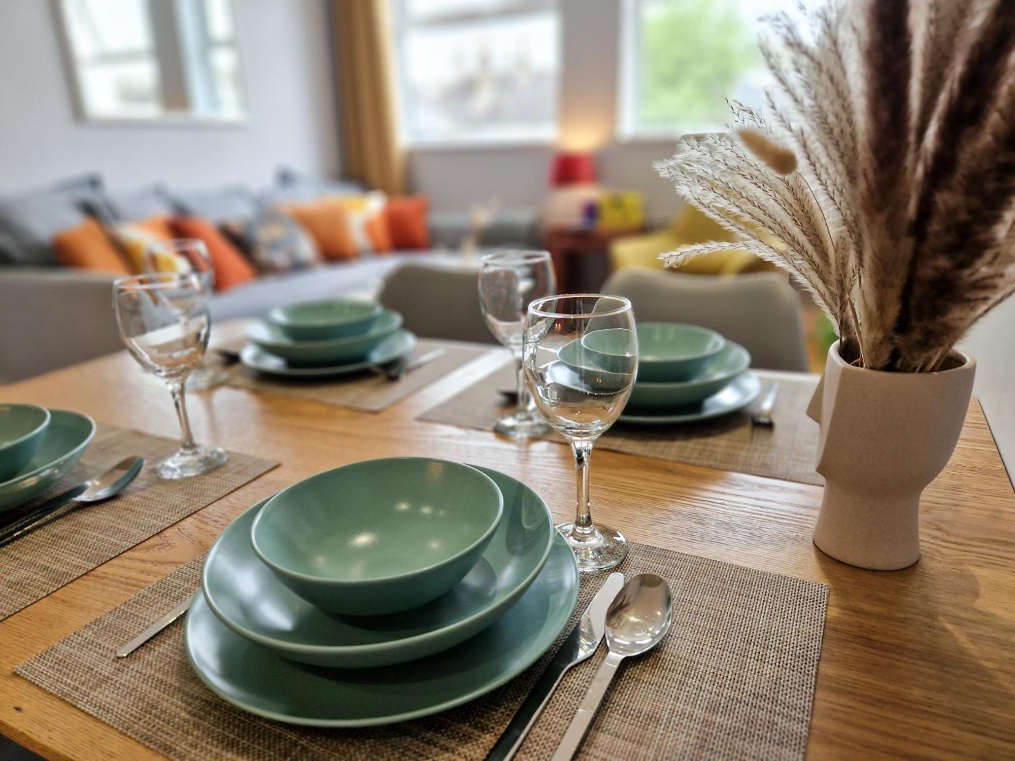 1-Bed Apartment, Close To Kensington Olympia With Free Wi-Fi & Netflix Londres Exterior foto